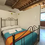 Monolocale Con Giardino, Siena 15 Min Rosia