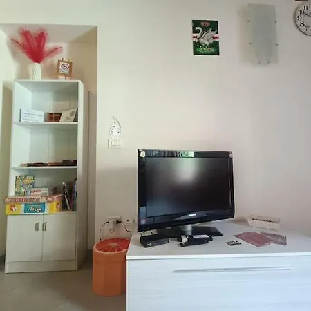 Monolocale Con Giardino, Siena 15 Min Apartmán *